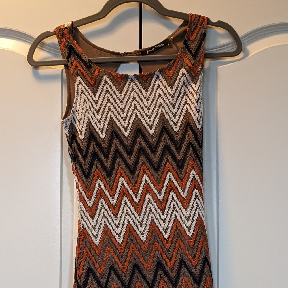 Vintage Style Crochet Chevron Dress - S